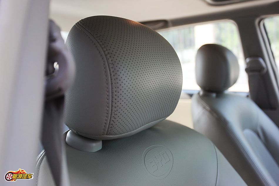比亚迪G3手动豪雅型GLX-i内饰图片