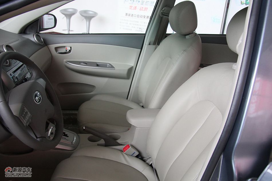 内饰及内部细节