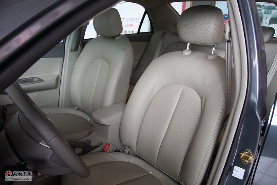 内饰及内部细节