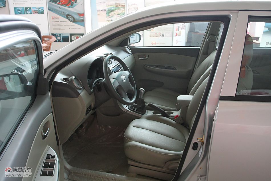 内饰及内部细节