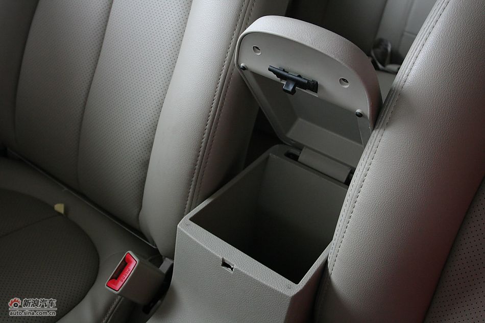 内饰及内部细节