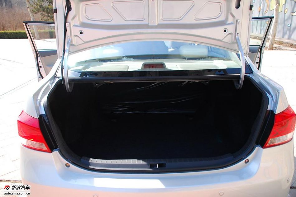 比亚迪G3实拍图-内饰