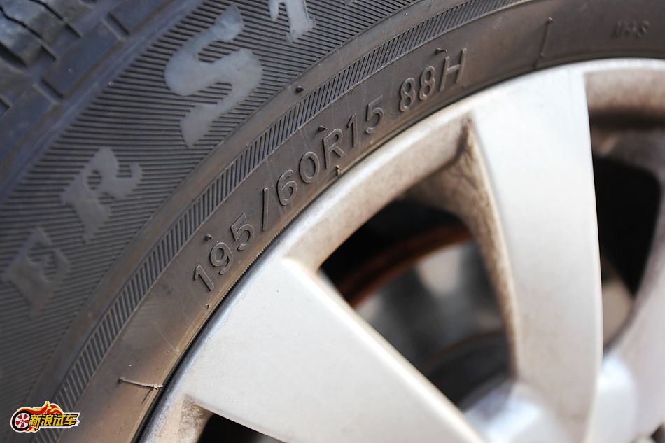 比亚迪G3手动豪雅型GLX-i外观图片