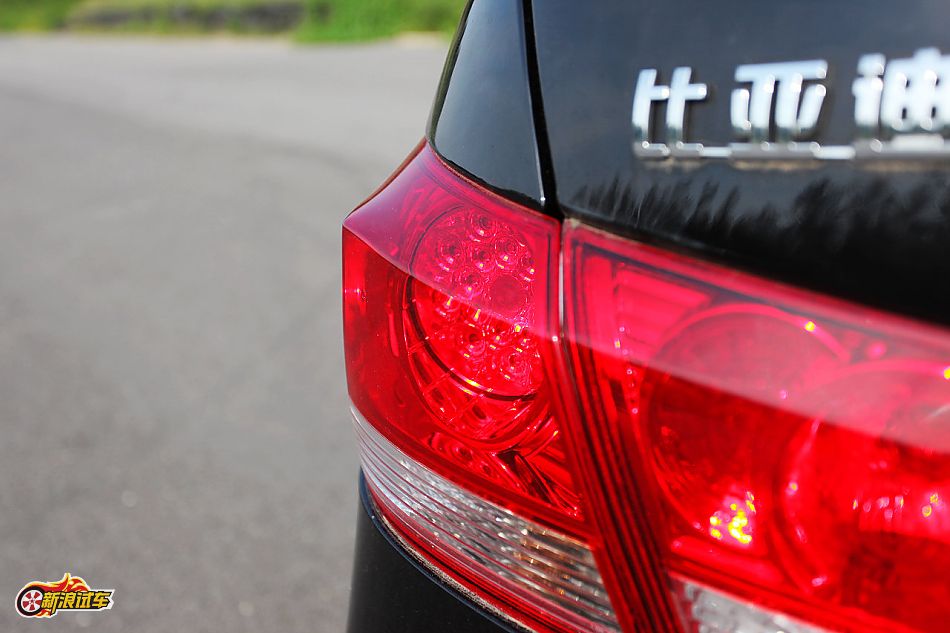 比亚迪G3手动豪雅型GLX-i外观图片
