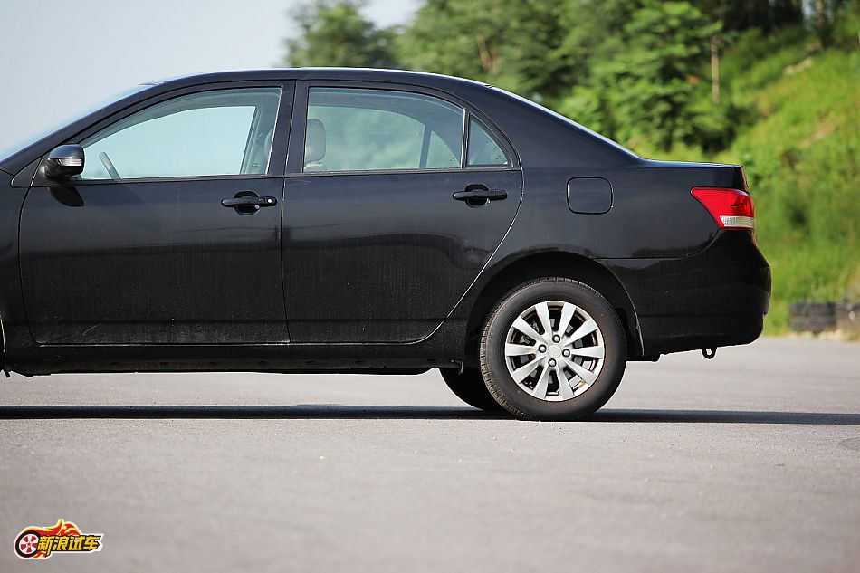 比亚迪G3手动豪雅型GLX-i外观图片