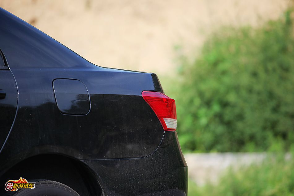 比亚迪G3手动豪雅型GLX-i外观图片