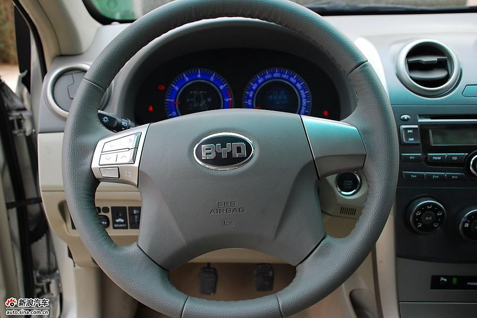 比亚迪G3实拍图-内饰