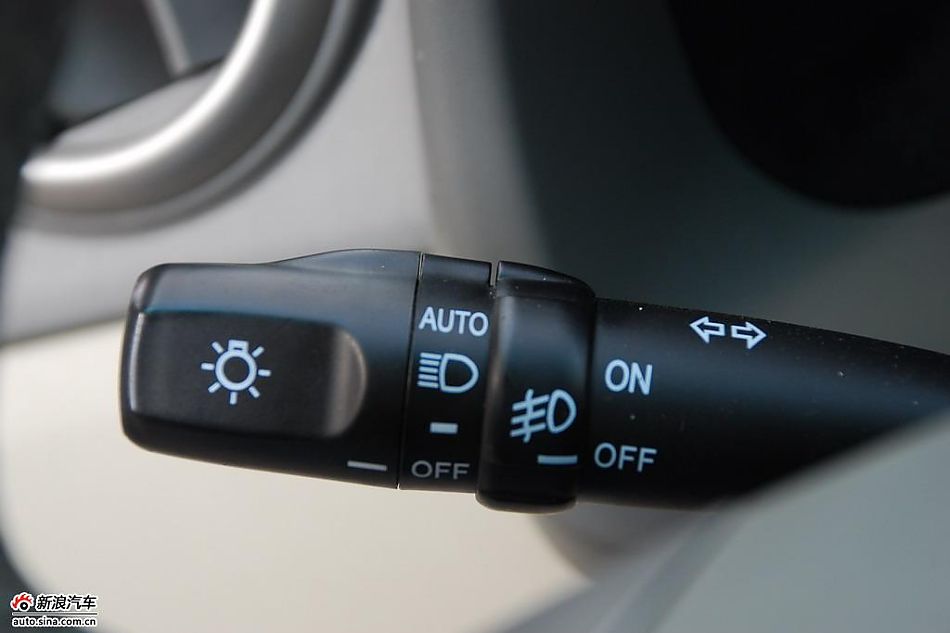 比亚迪G3实拍图-内饰