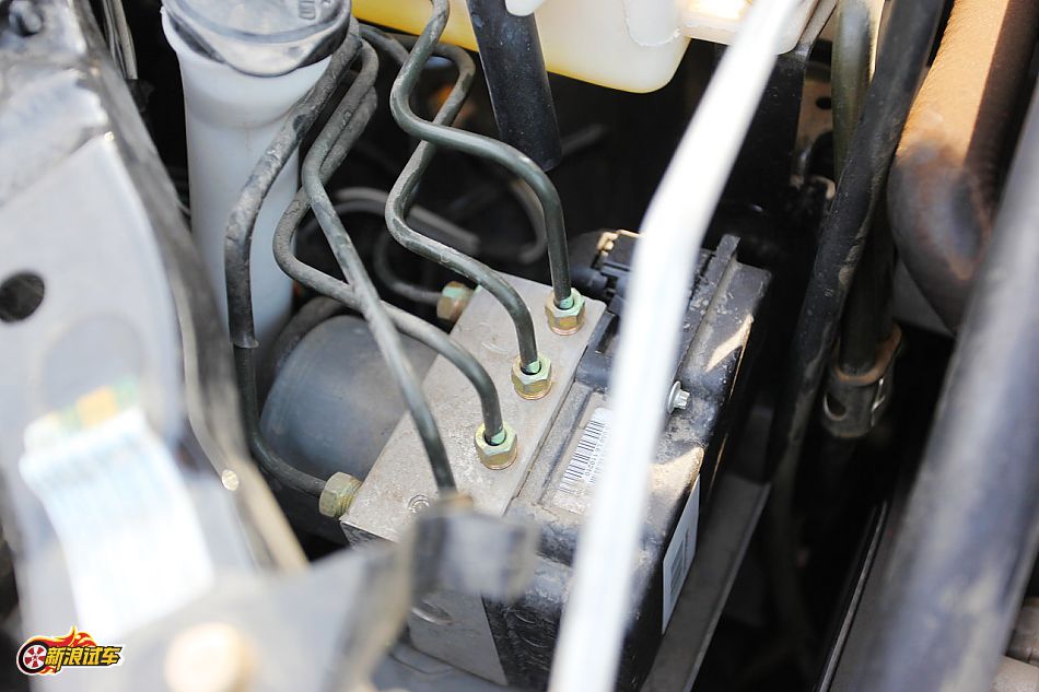 比亚迪G3手动豪雅型GLX-i引擎图片