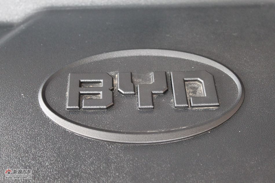 发动机舱、底盘悬挂及后备箱