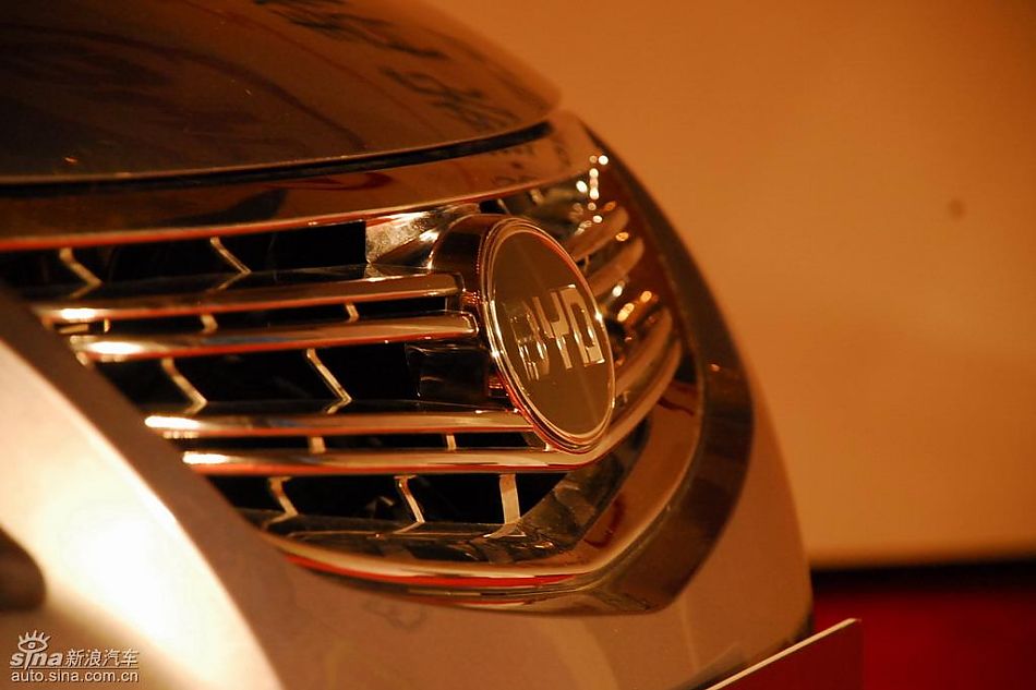 比亚迪G3上市现场新车图