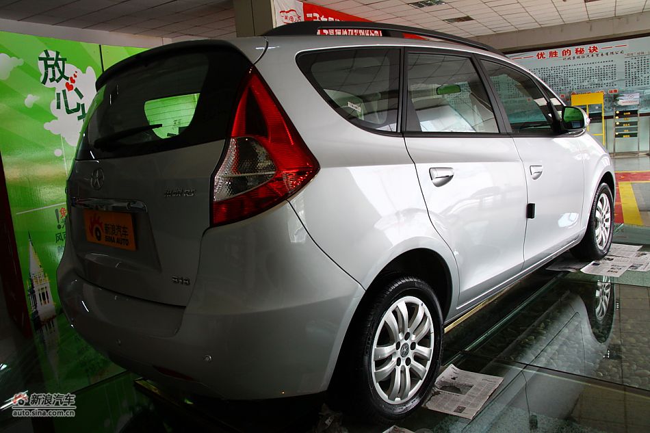 2011款和悦RS1.8L手动尊逸7座版