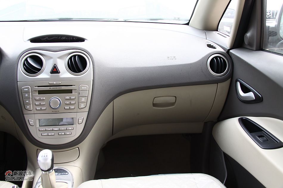 2011款和悦RS1.8L手动豪华5座版