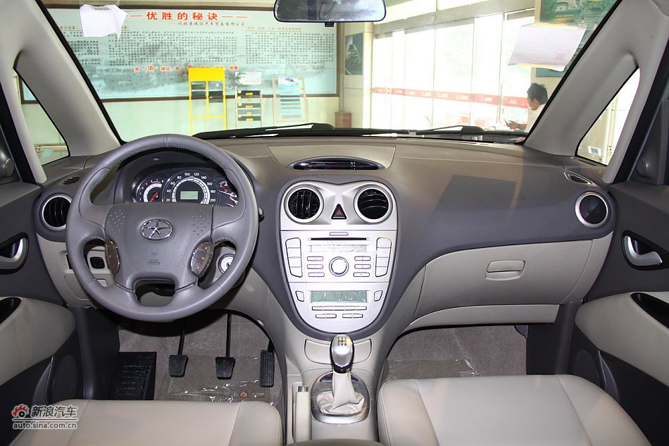 2011款和悦RS1.8L手动尊逸7座版