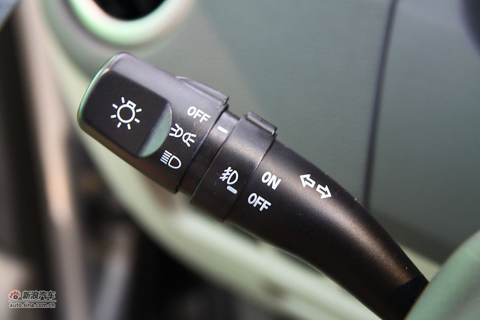 2011款和悦RS1.8L手动尊逸7座版