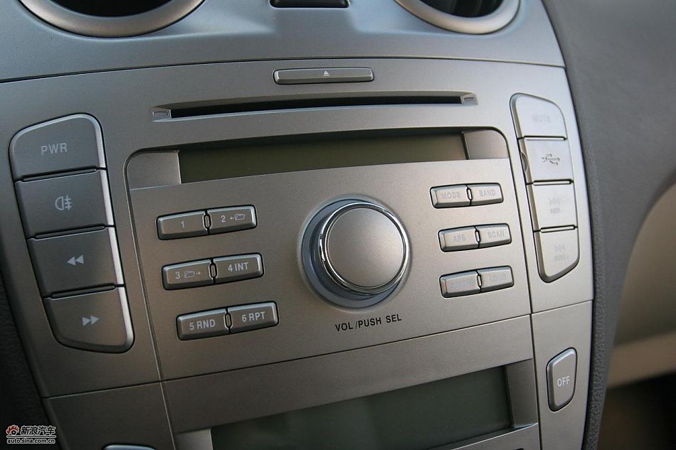 和悦RS内饰及细节