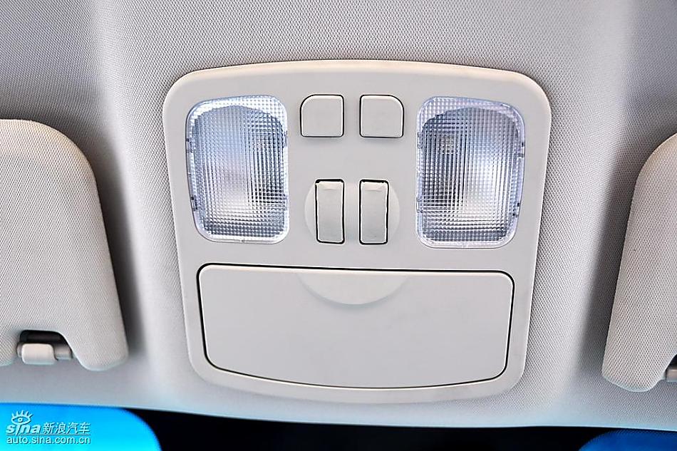 江淮和悦MPV实拍图内饰