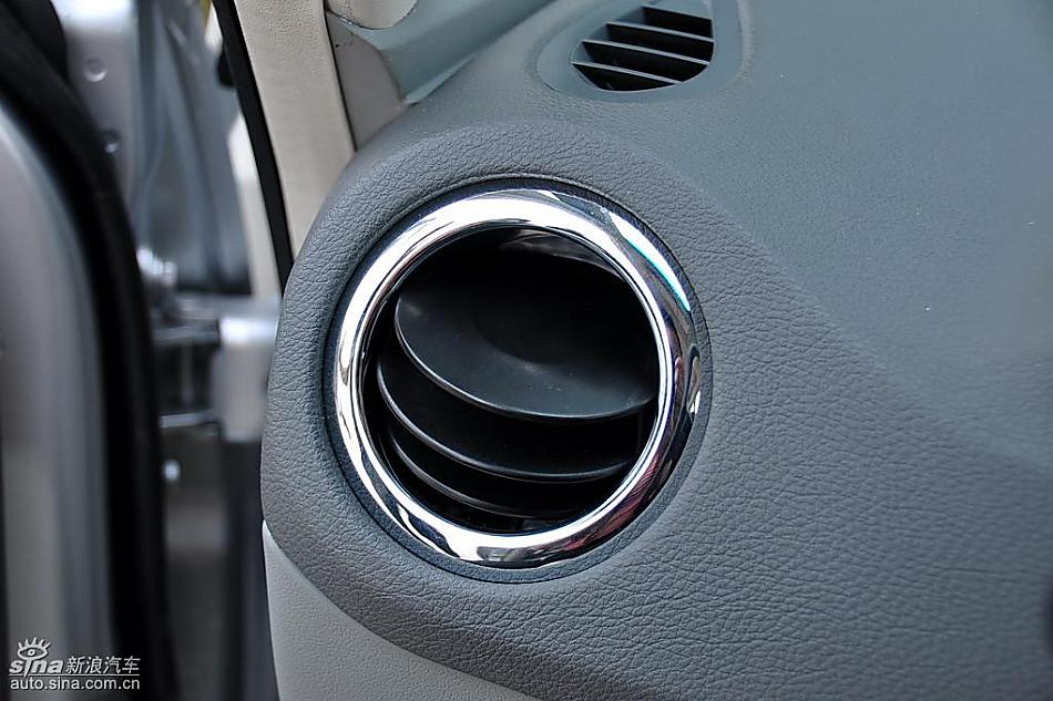 江淮和悦MPV实拍图内饰