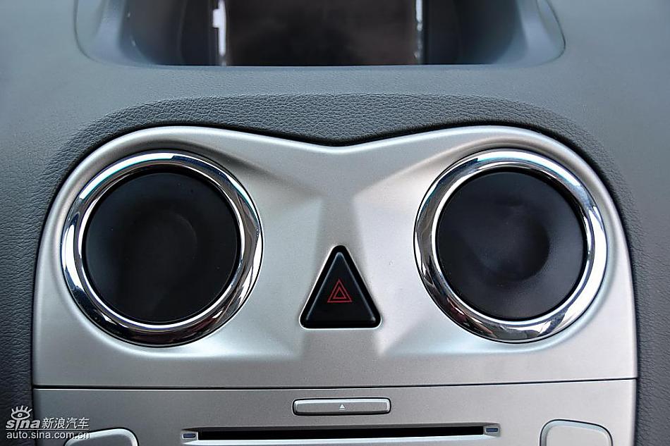 江淮和悦MPV实拍图内饰