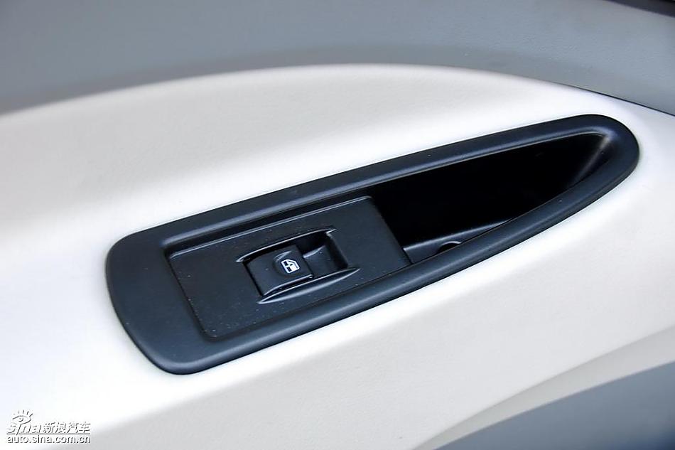 江淮和悦MPV实拍图内饰