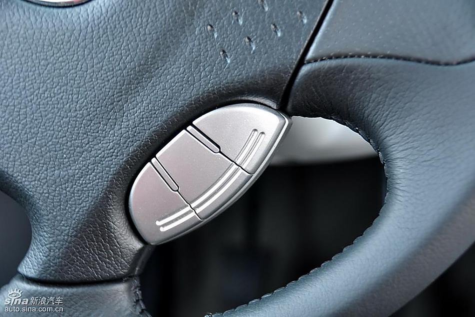 江淮和悦MPV实拍图内饰