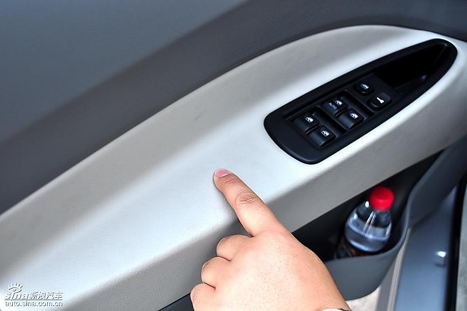 江淮和悦MPV实拍图内饰