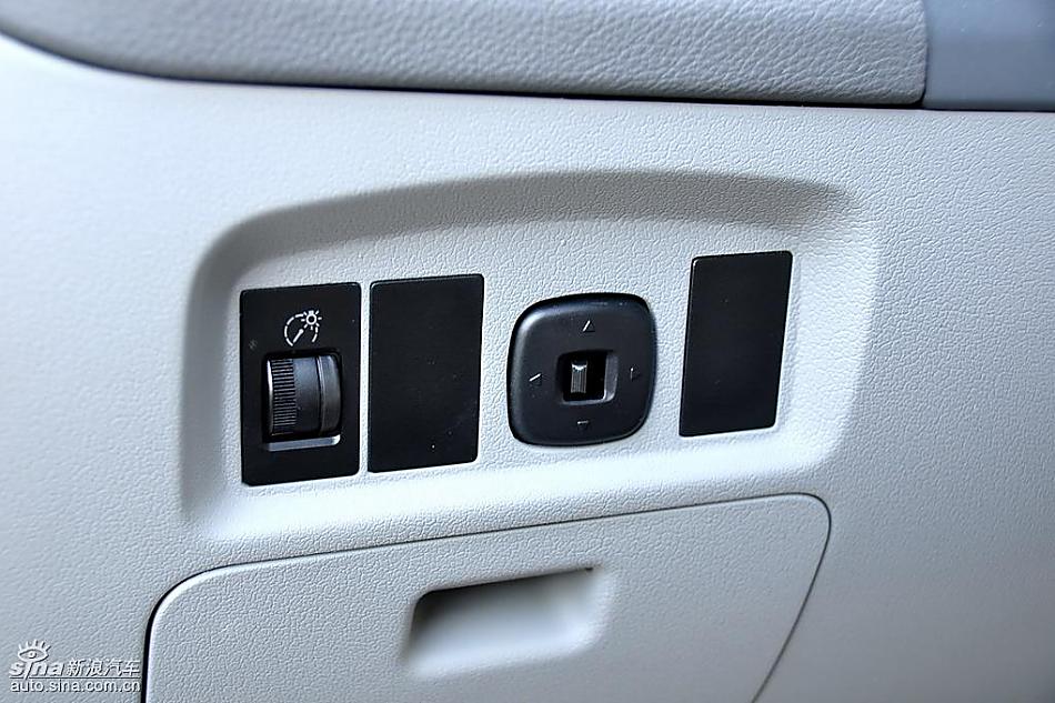 江淮和悦MPV实拍图内饰
