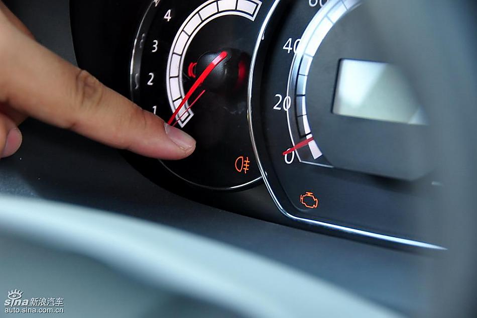 江淮和悦MPV实拍图内饰