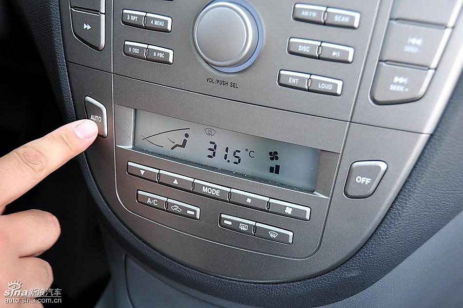 江淮和悦MPV实拍图内饰