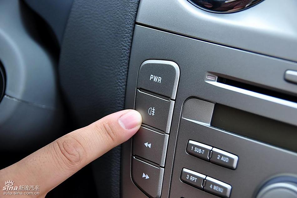 江淮和悦MPV实拍图内饰