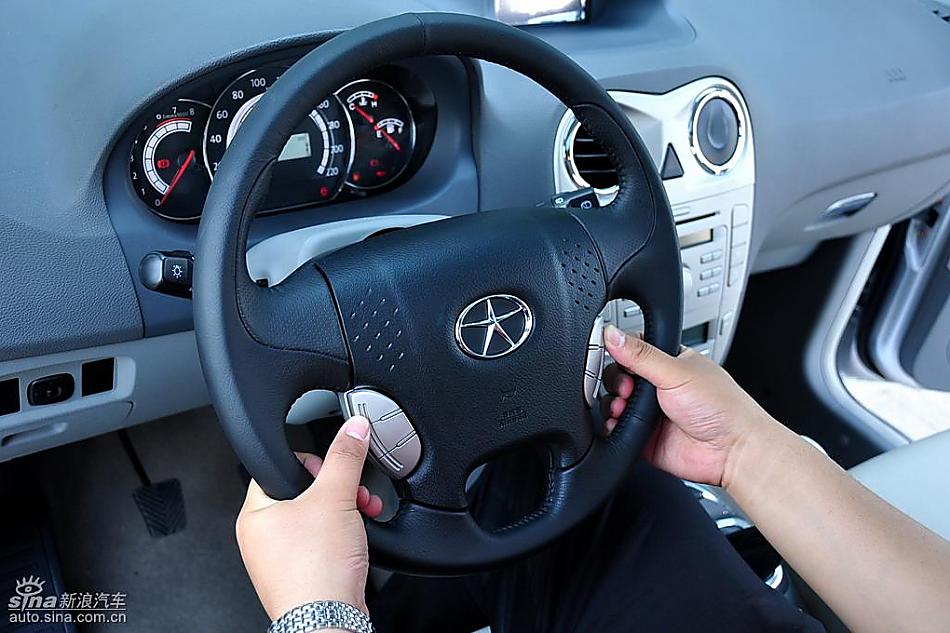 江淮和悦MPV实拍图内饰