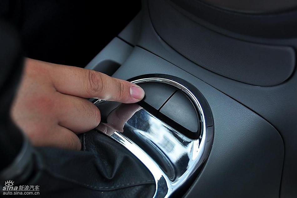 江淮和悦MPV实拍图内饰