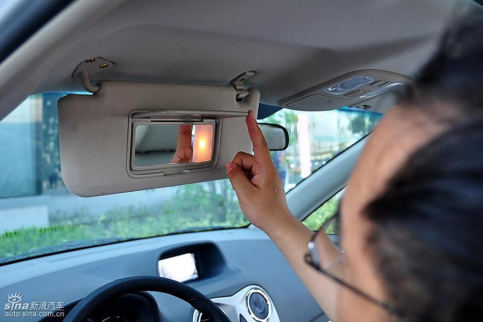 江淮和悦MPV实拍图内饰