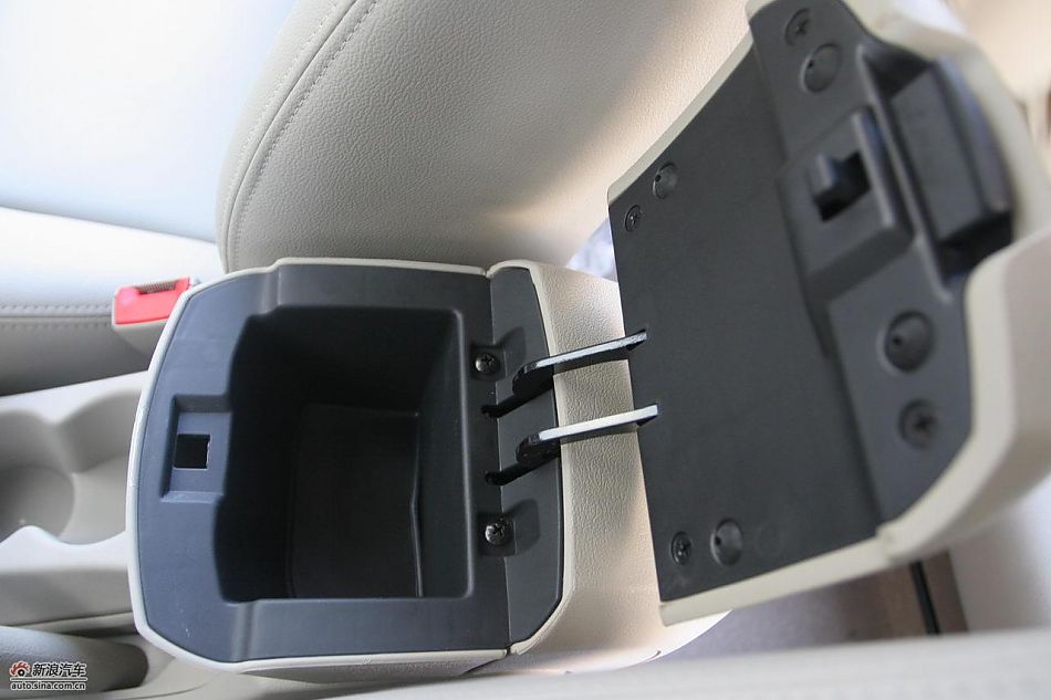 和悦RS内饰及细节