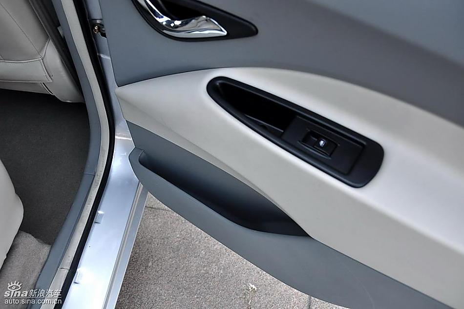 江淮和悦MPV实拍图内饰