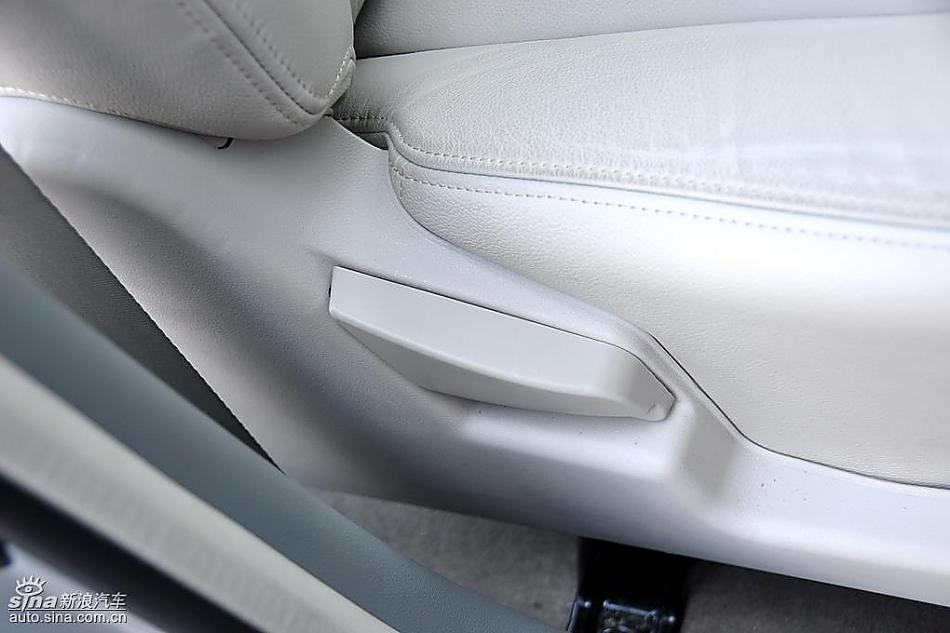 江淮和悦MPV实拍图内饰