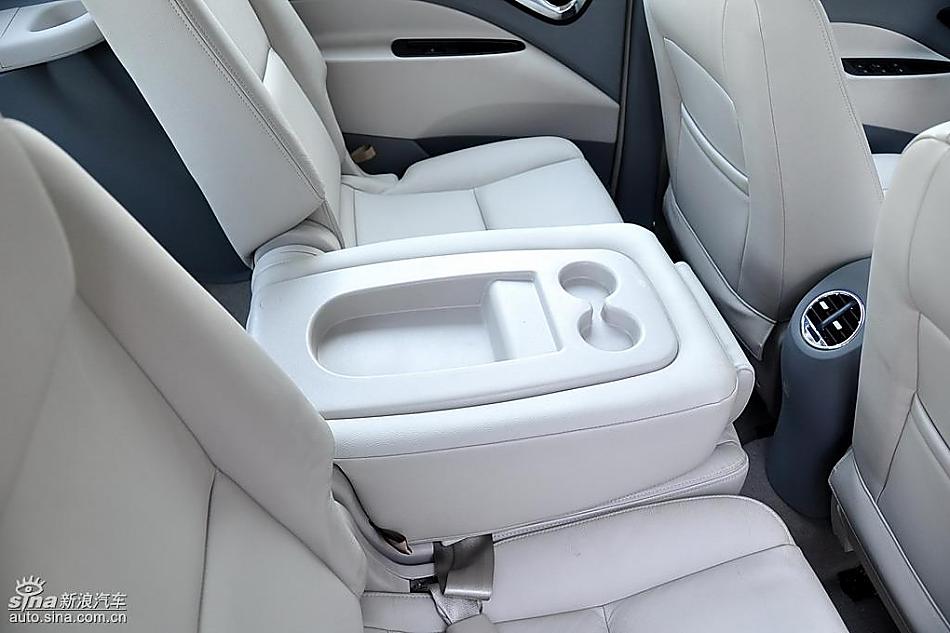 江淮和悦MPV实拍图内饰