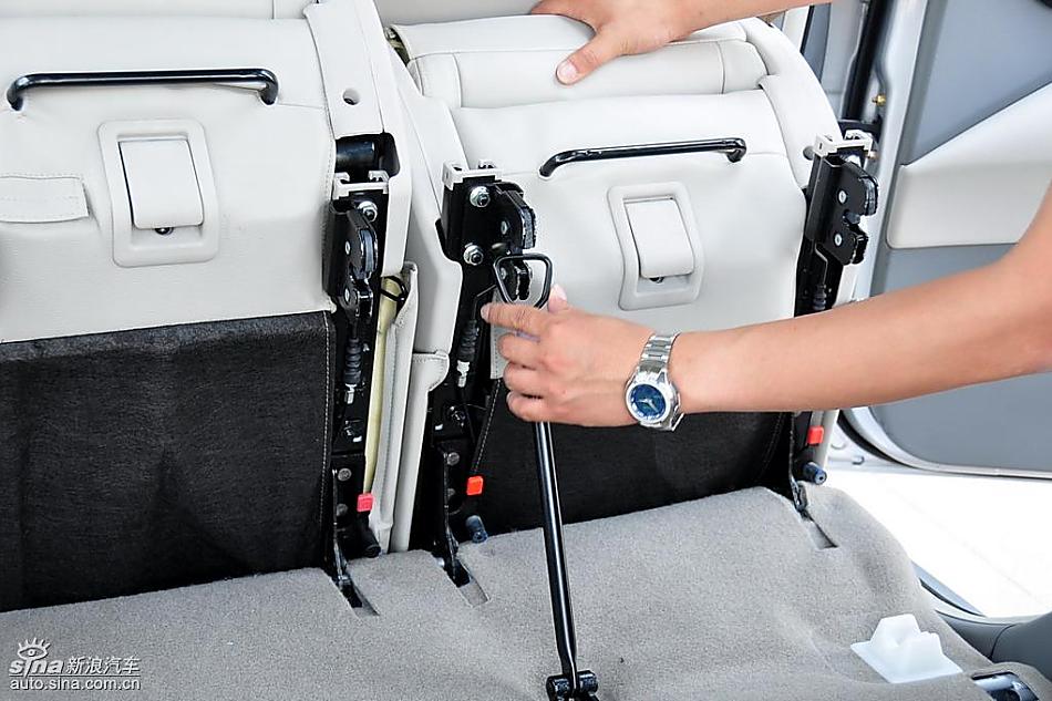 江淮和悦MPV实拍图内饰