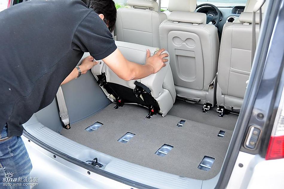 江淮和悦MPV实拍图内饰