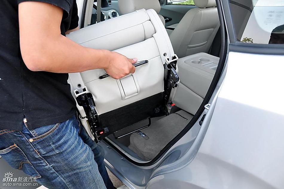 江淮和悦MPV实拍图内饰