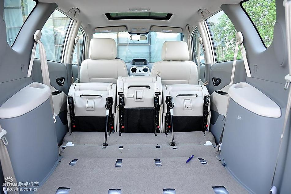 江淮和悦MPV实拍图内饰
