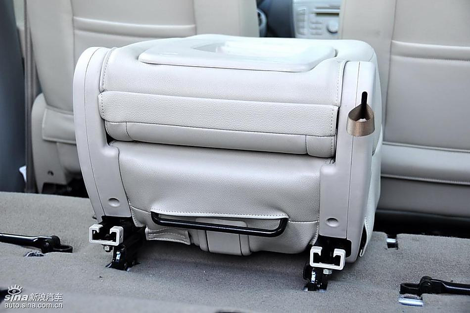 江淮和悦MPV实拍图内饰