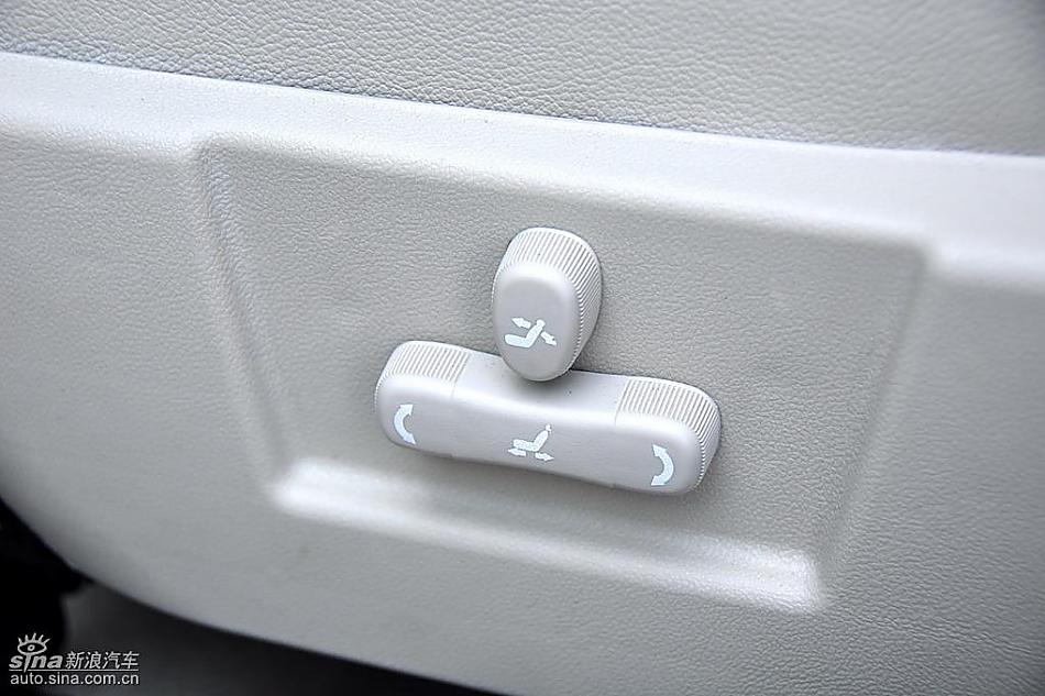 江淮和悦MPV实拍图内饰