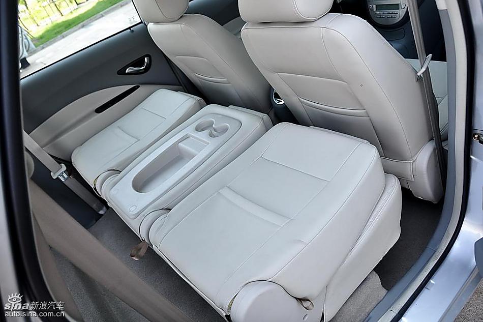 江淮和悦MPV实拍图内饰