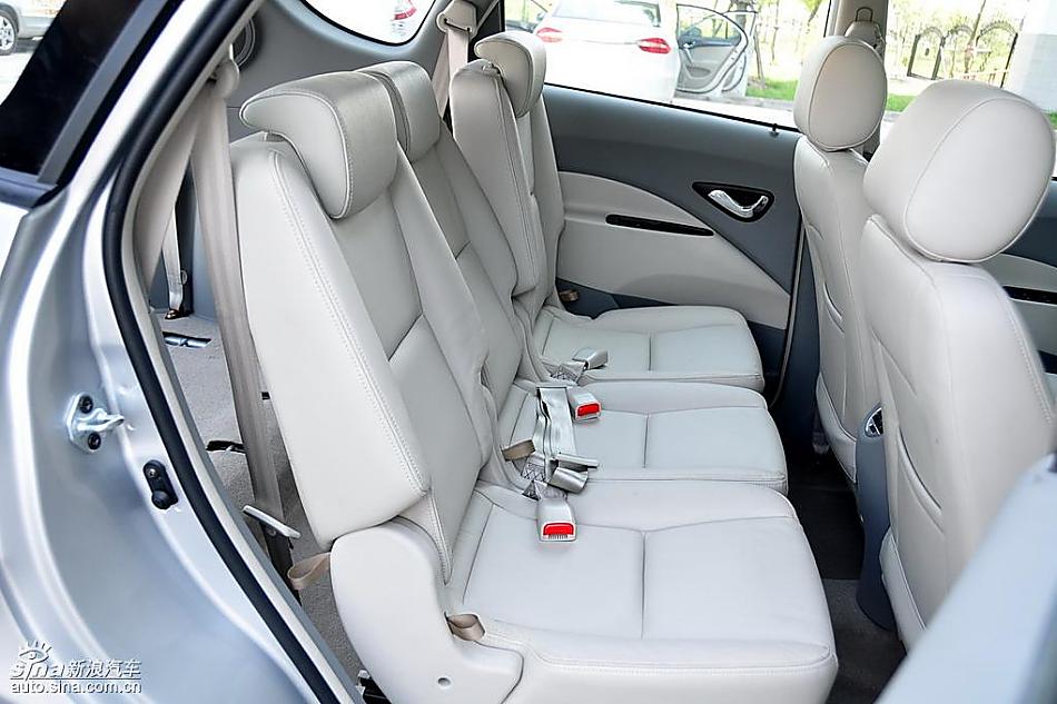 江淮和悦MPV实拍图内饰