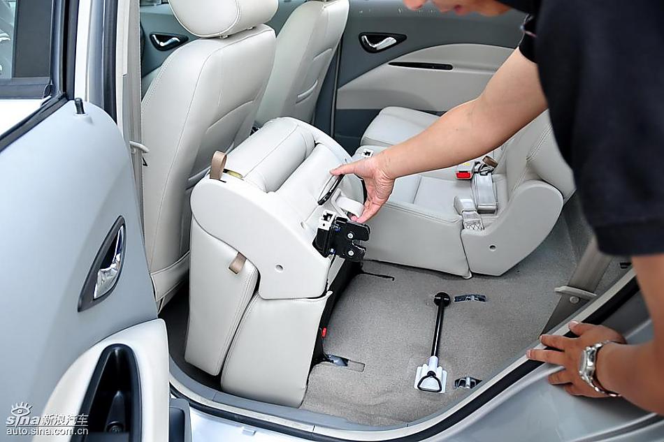 江淮和悦MPV实拍图内饰