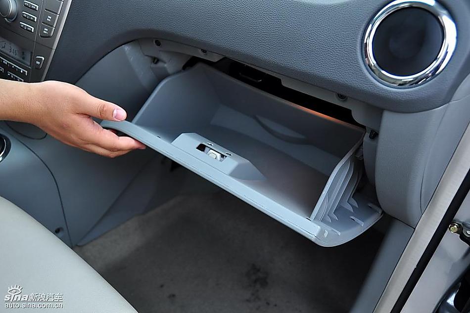 江淮和悦MPV实拍图内饰