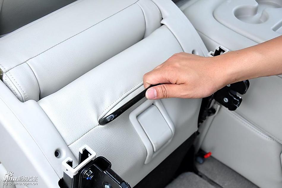 江淮和悦MPV实拍图内饰