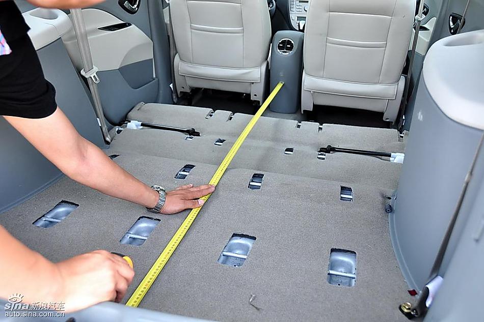 江淮和悦MPV实拍图内饰