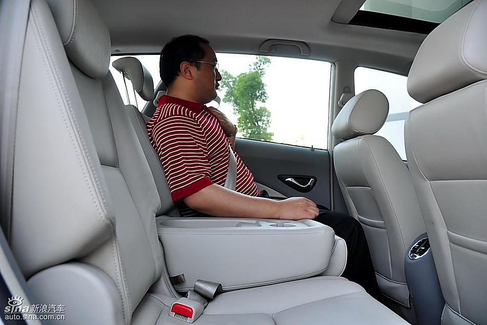 江淮和悦MPV实拍图内饰